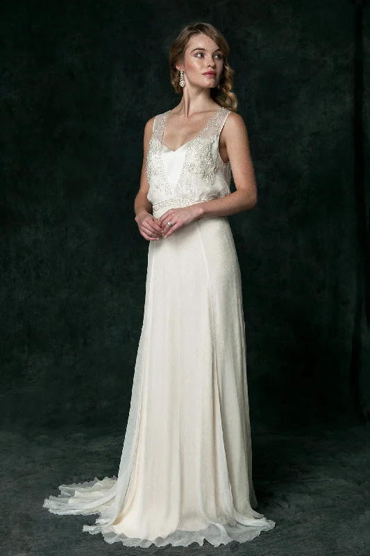 CH6225 Art Deco Inspired Wedding Dress