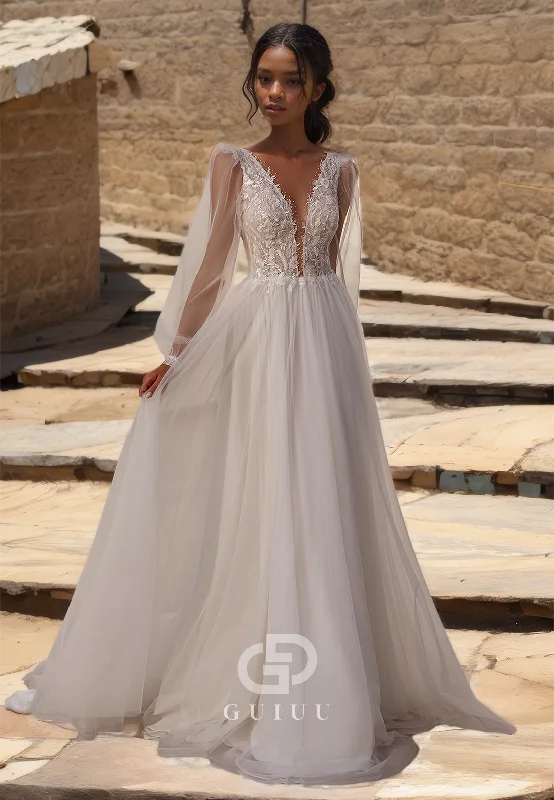 Tulle Plunging V-Neck A-Line Lace Aplliques Wedding Dress with Long Sleeves